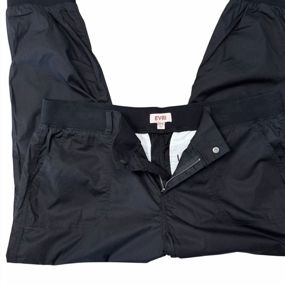 EVRI Utility Joggers, Black, size 20W - Picture 10 of 16